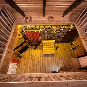 Dağ evi Vira Tas, Trabzon